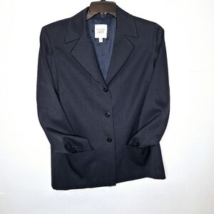 Emanuel Ungaro Liberte brand "The CEO in Haute Couture" 100% wool blazer.